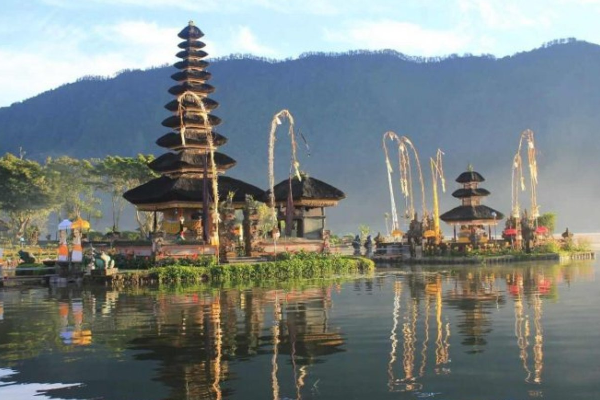 Must-Visit Famous Landmarks in Bali