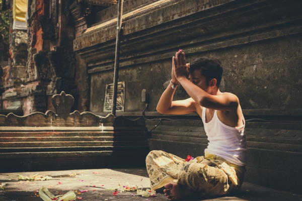 Visit These Top 7 Traditional Balinese Healers for A Taste of Alternative Medicine & Holistic Healing