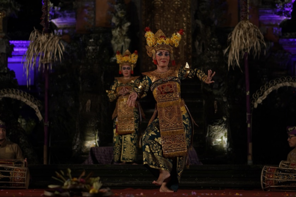 Authentic Dining, Cultural Celebrations: The Café Lotus Offers a Truly Balinese Experience